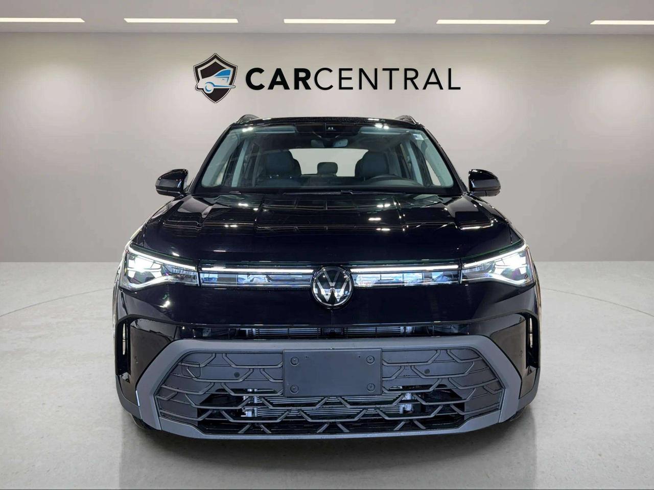 2025 Volkswagen Taos COMFORTLINE| BLACK EDITION| BLIND SPOT| SUNROOF Photo