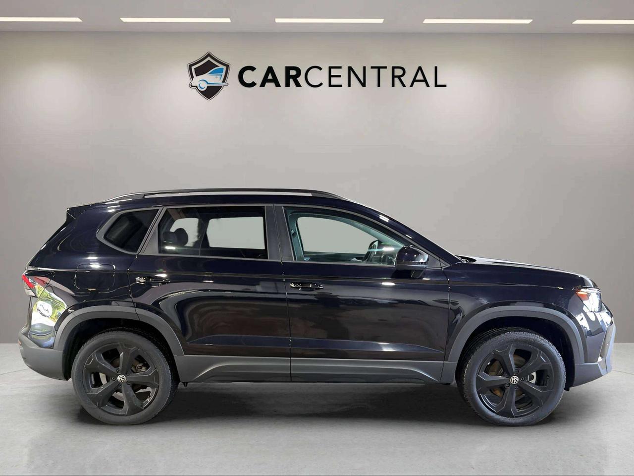 2025 Volkswagen Taos COMFORTLINE| BLACK EDITION| BLIND SPOT| SUNROOF Photo