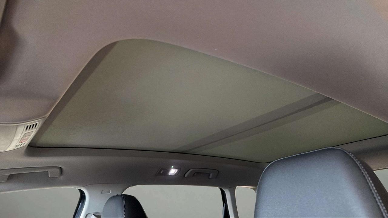 2025 Volkswagen Taos COMFORTLINE| BLACK EDITION| BLIND SPOT| SUNROOF Photo
