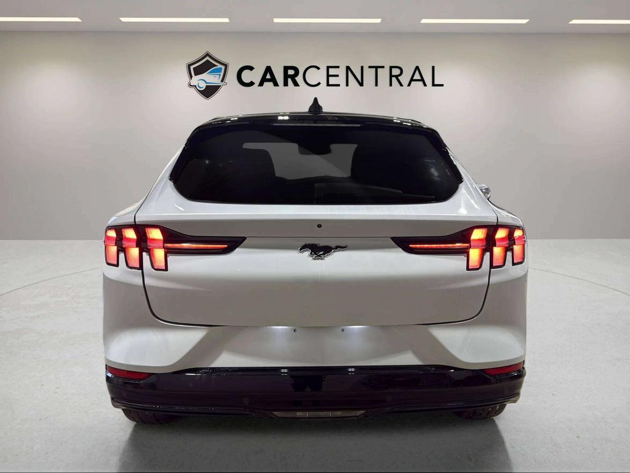 2023 Ford Mustang Mach-E PREMIUM| CLEAN CARFAX| NAVI| LEATHER| SUNROOF Photo
