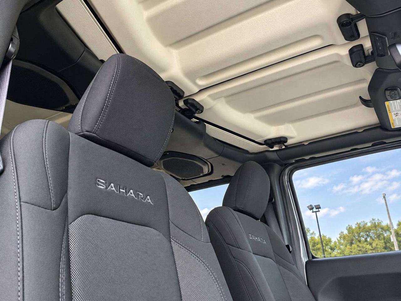2023 Jeep Wrangler Sahara | Cold Weather | Alpine | NAV | 4X4 Photo