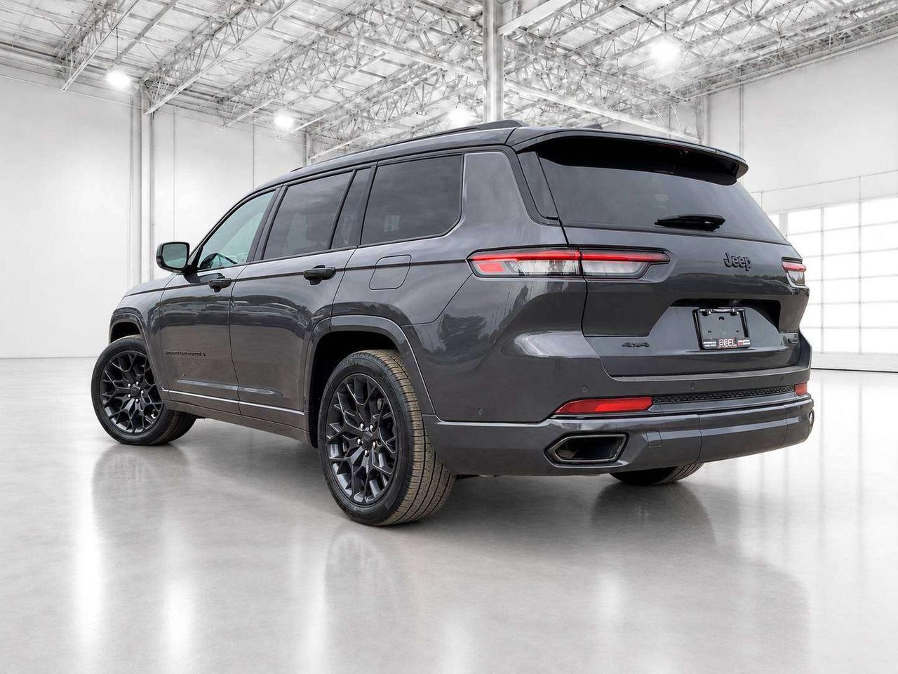 2023 Jeep Grand Cherokee Summit Reserve High Altitude | Adv Protech | 4X4 Photo