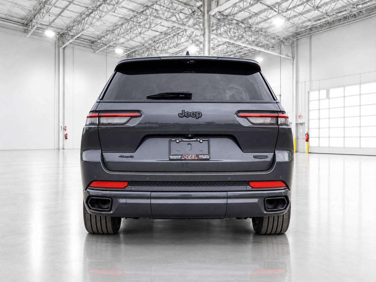 2023 Jeep Grand Cherokee Summit Reserve High Altitude | Adv Protech | 4X4 Photo