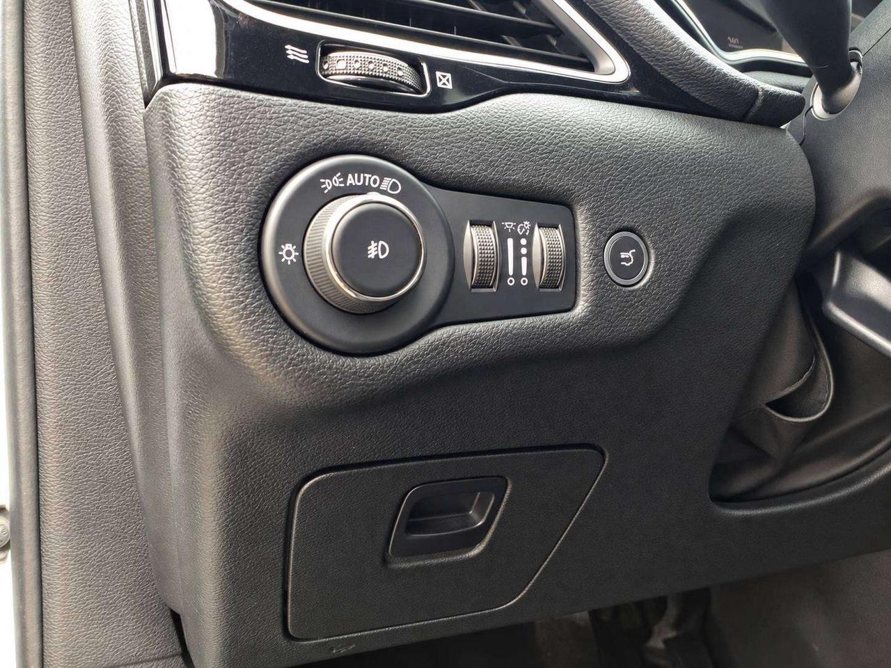 2022 Jeep Cherokee Altitude | Sunroof | Alpine | AS IS | 4X4 Photo