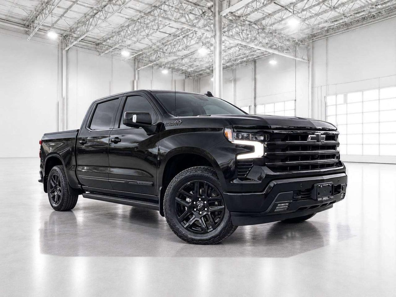 2025 Chevrolet Silverado 1500 High Country Duramax | Midnight Ed | Max Tow | 4X4 Photo5