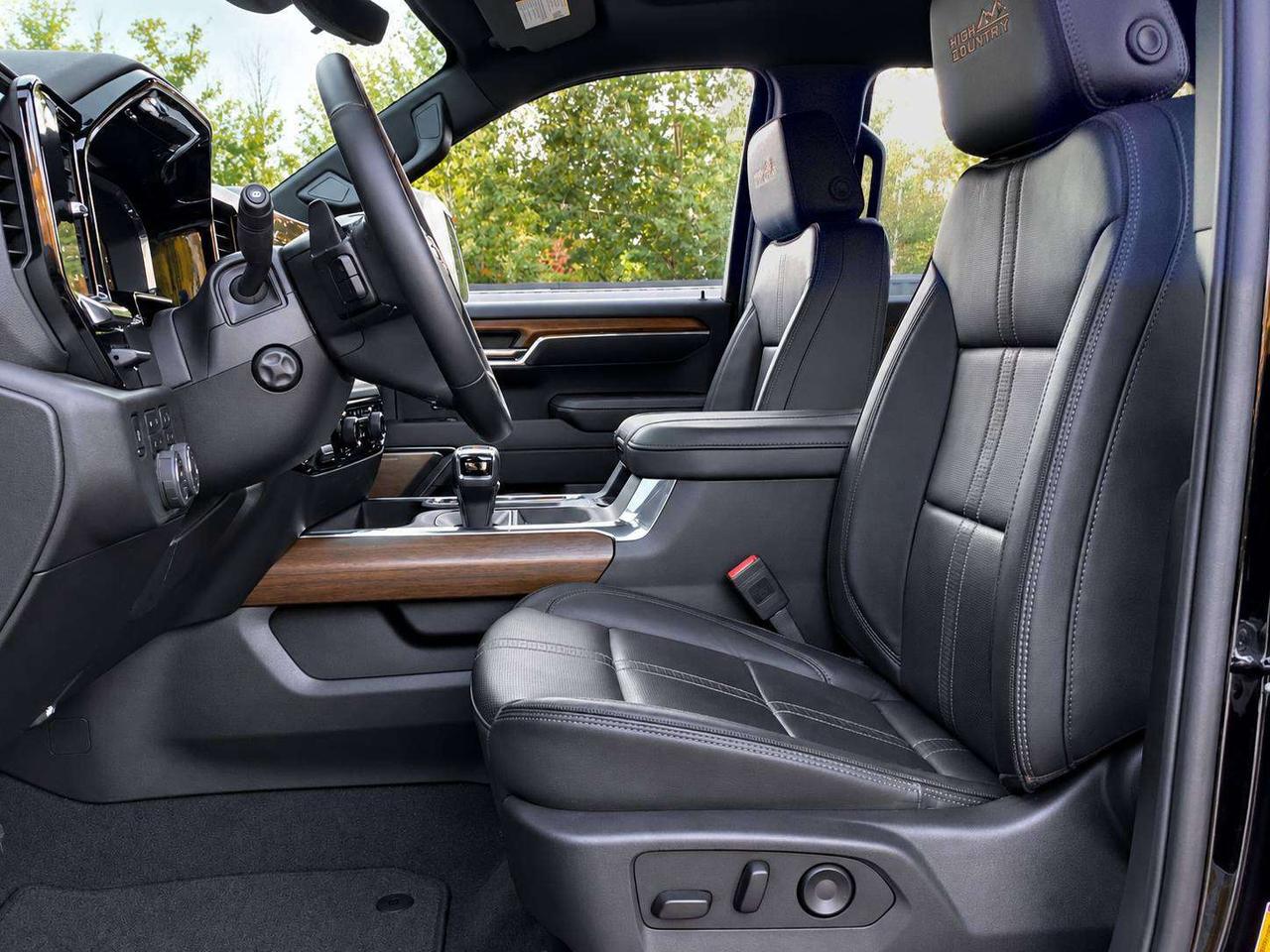 2025 Chevrolet Silverado 1500 High Country Duramax | Midnight Ed | Max Tow | 4X4 Photo