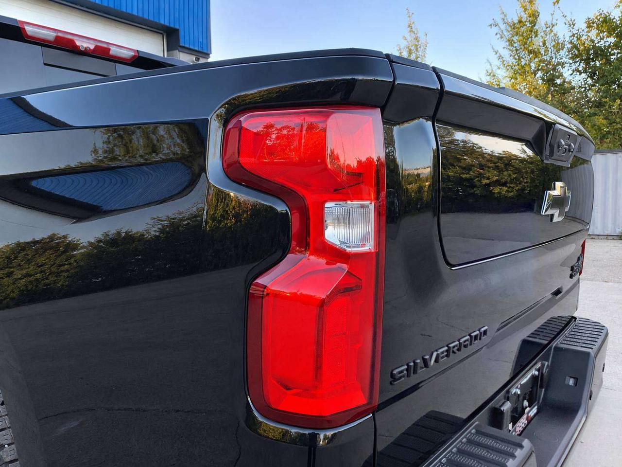 2025 Chevrolet Silverado 1500 High Country Duramax | Midnight Ed | Max Tow | 4X4 Photo