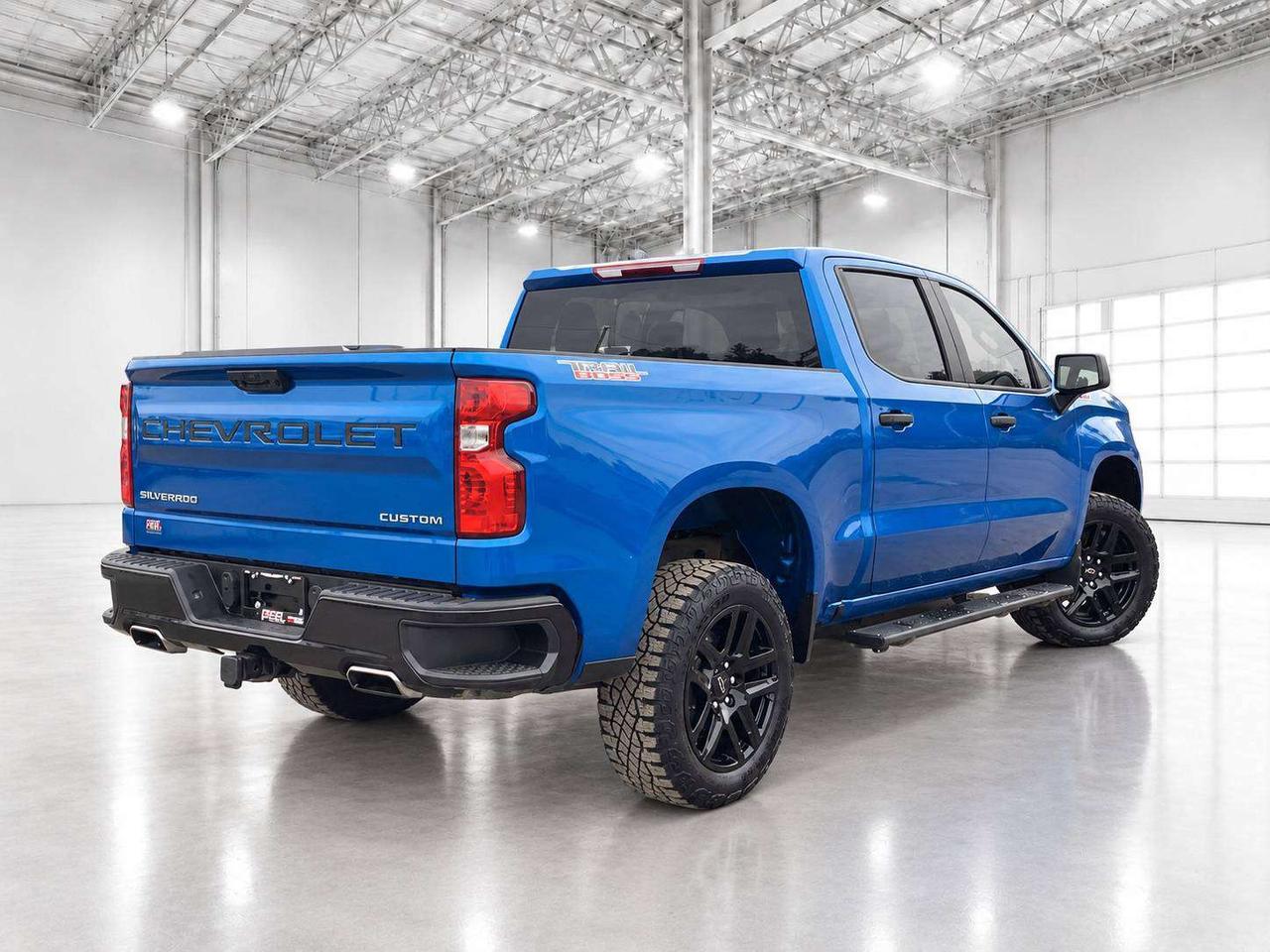 2022 Chevrolet Silverado 1500 Custom Trail Boss 5.3L V8 | Photo