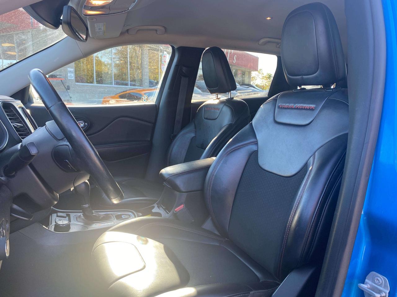 2019 Jeep Cherokee TRAILHAWK, CLEAN CARFAX, LEATHER, REMOTE START! - Photo #15