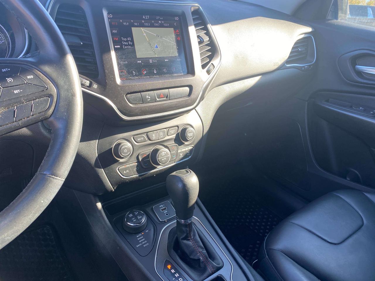 2019 Jeep Cherokee TRAILHAWK, CLEAN CARFAX, LEATHER, REMOTE START! - Photo #18