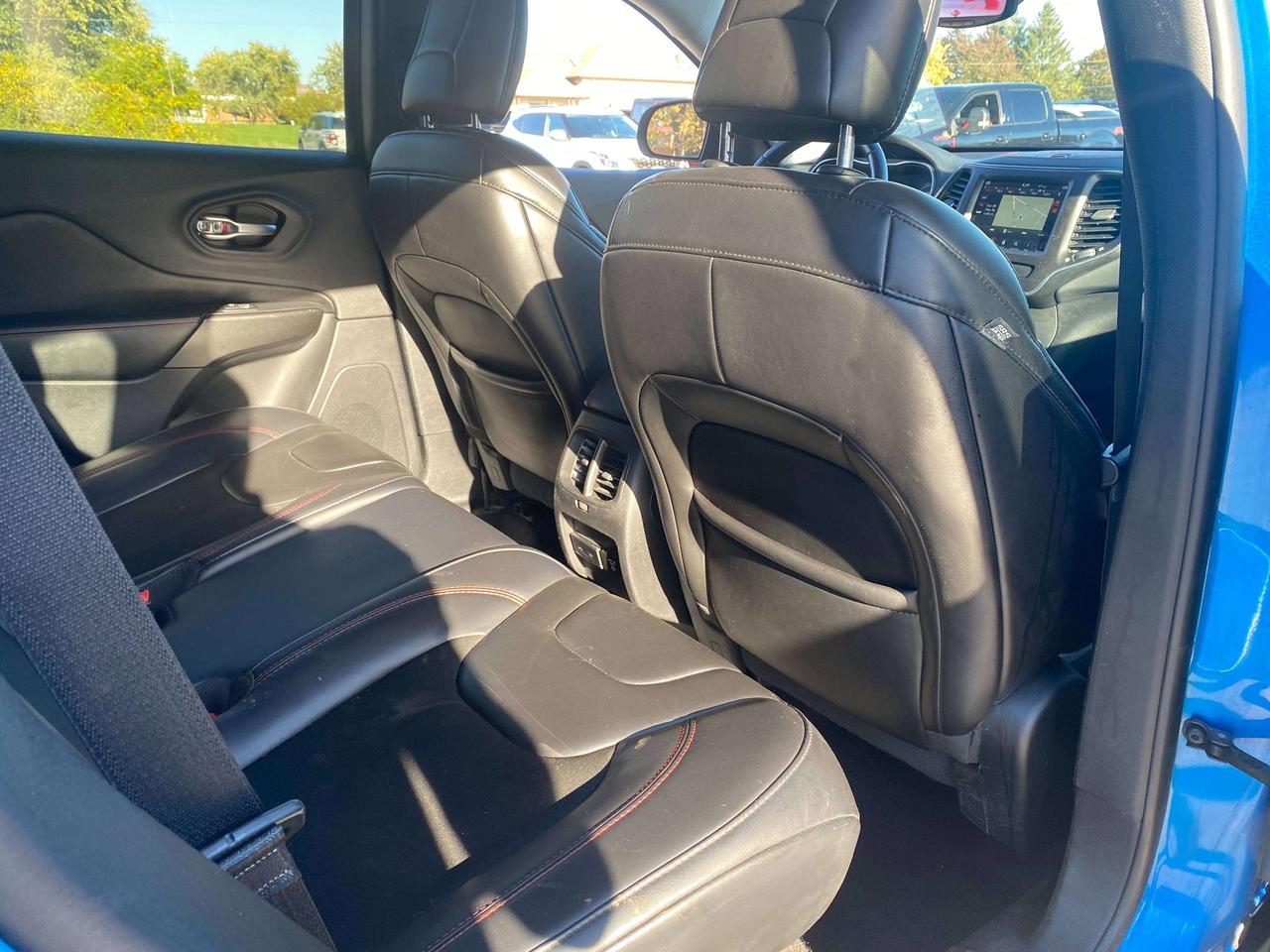 2019 Jeep Cherokee TRAILHAWK, CLEAN CARFAX, LEATHER, REMOTE START! - Photo #29