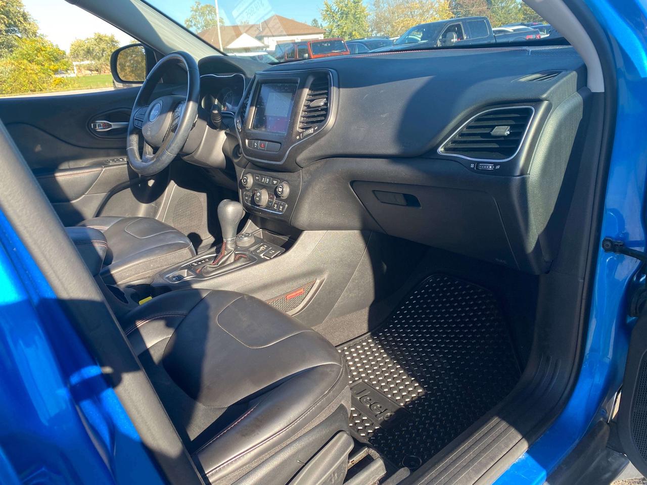 2019 Jeep Cherokee TRAILHAWK, CLEAN CARFAX, LEATHER, REMOTE START! - Photo #32