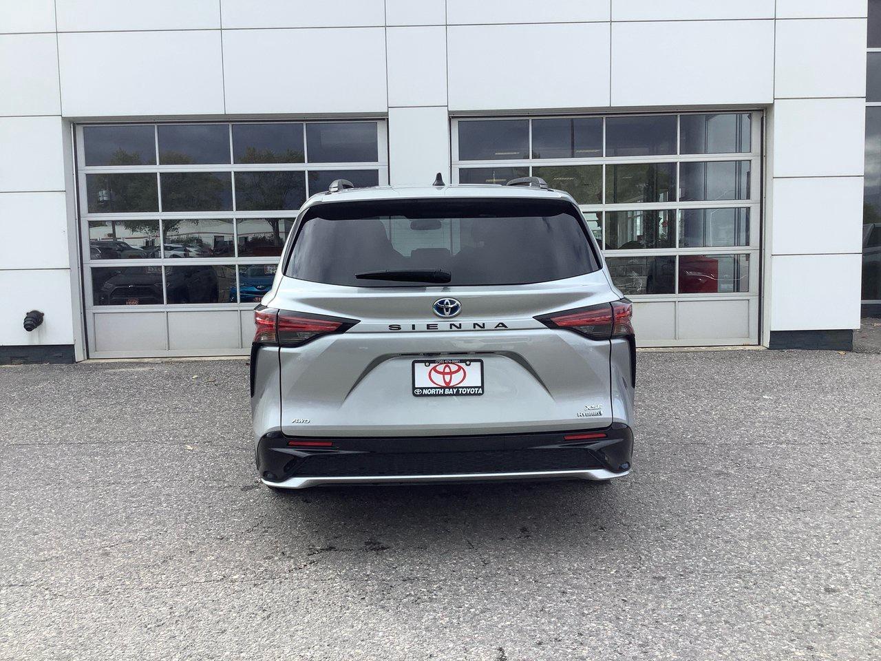 2024 Toyota Sienna  Photo