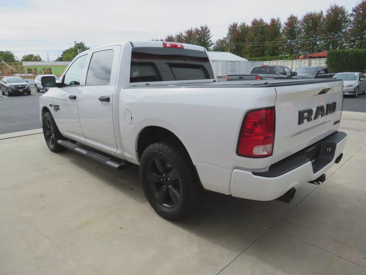 2021 RAM 1500 Classic Express | 4WD | Automatic | Crew Cab | Short Bed | Night Edition | Alloy Wheels | Heated Seats | Heated Steering Wheel | Power Driver Seat | Multi-Zone Climate Control | Android Auto & Apple CarPlay | Bluetooth | Back-Up Camera | Remote Start | Auto-Dimmi Photo2