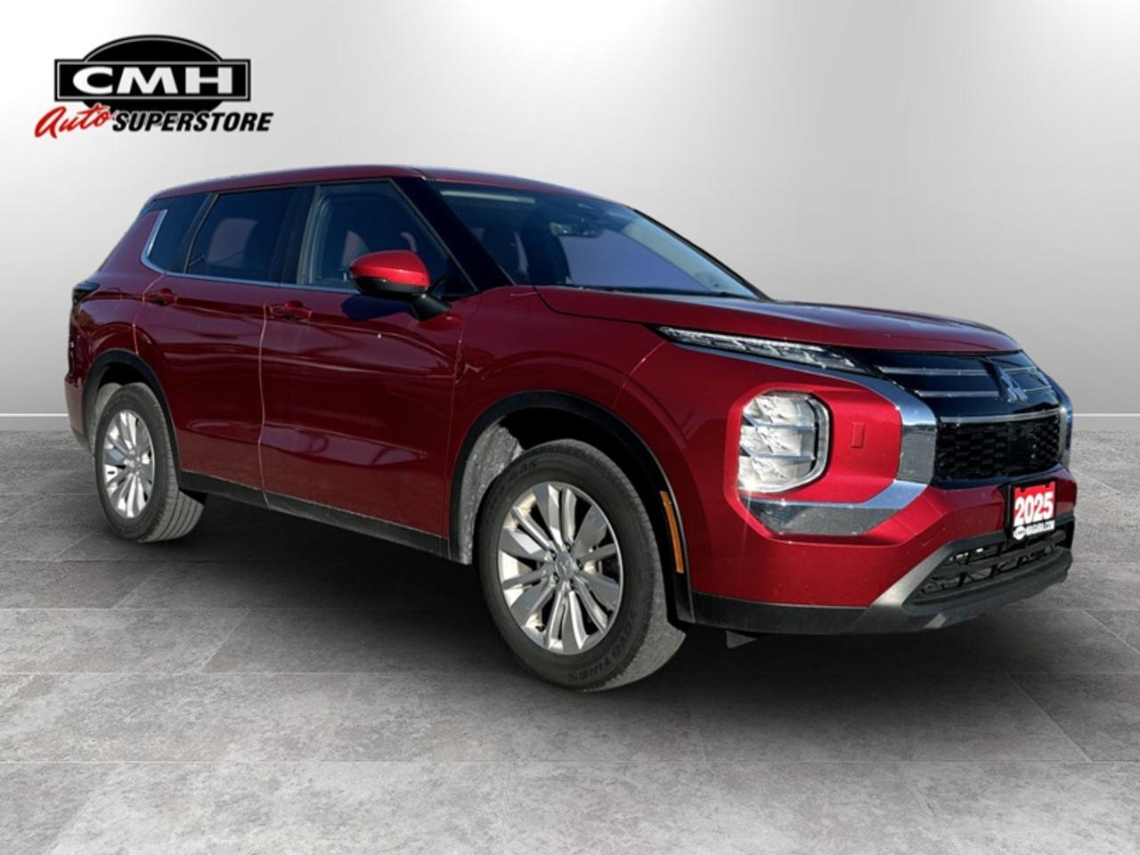 2025 Mitsubishi Outlander ES S-AWC Photo