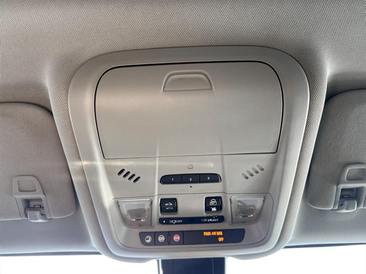 2018 Chevrolet Equinox Premier True North Edition  **CLEAN** Photo