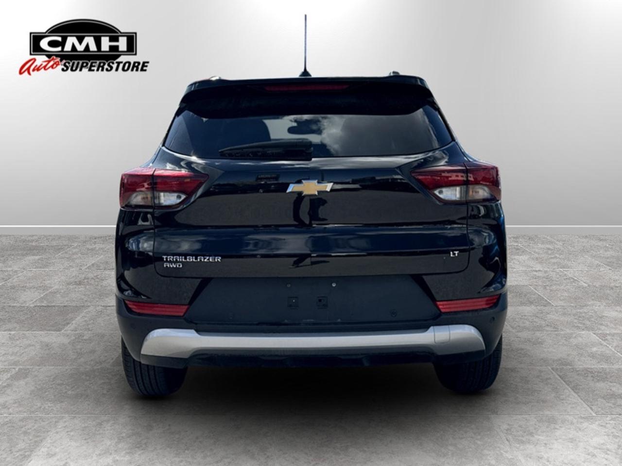 2024 Chevrolet TrailBlazer LT w/Convenience Pkg  **LOW KMS** Photo