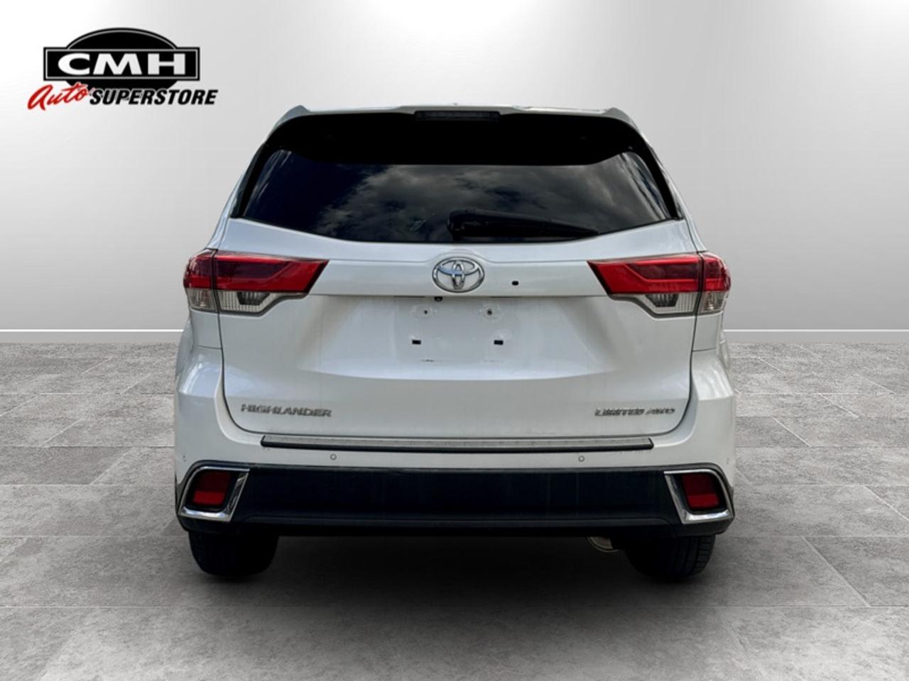 2018 Toyota Highlander LIMITED AWD Photo