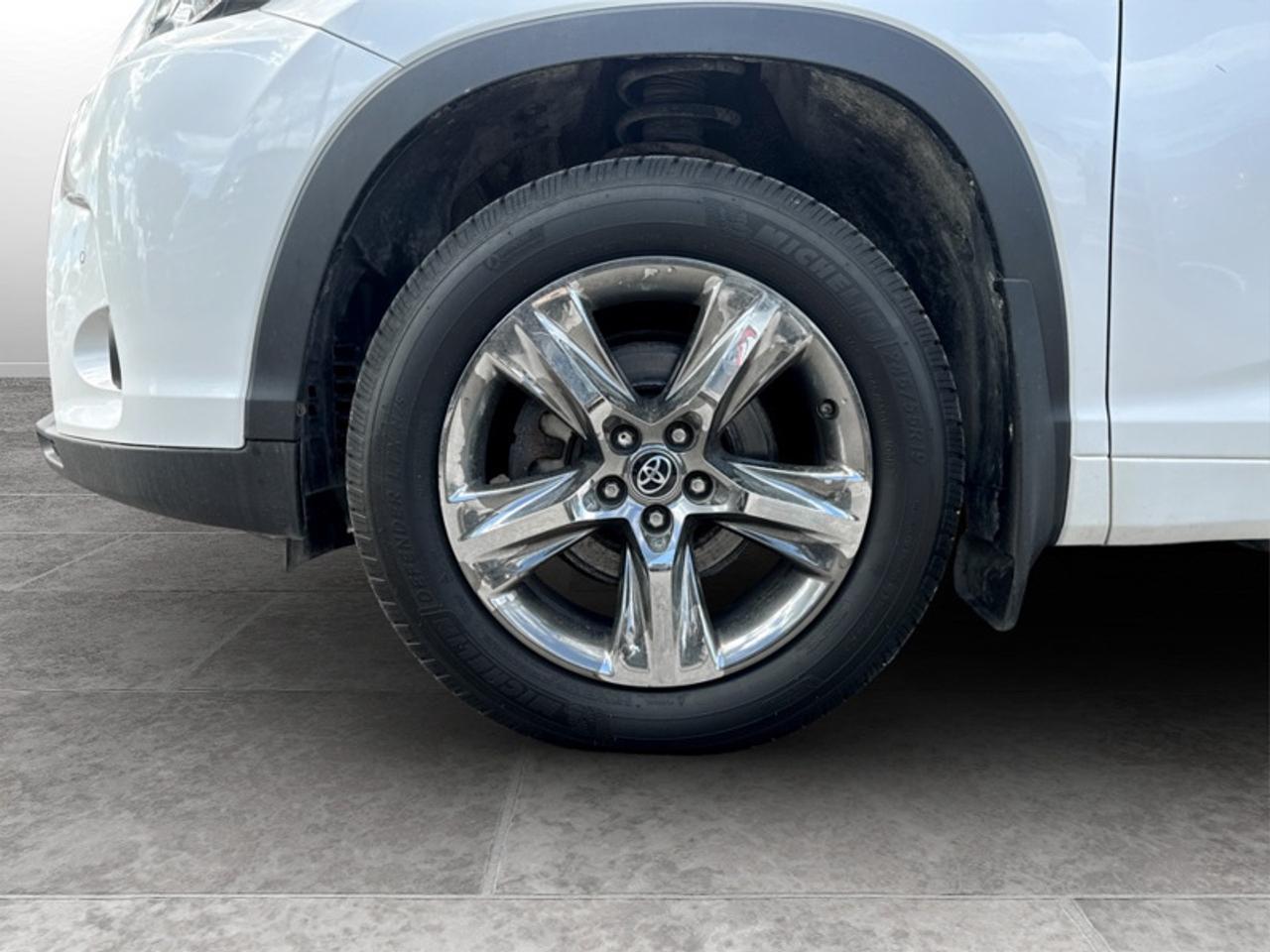 2018 Toyota Highlander LIMITED AWD Photo