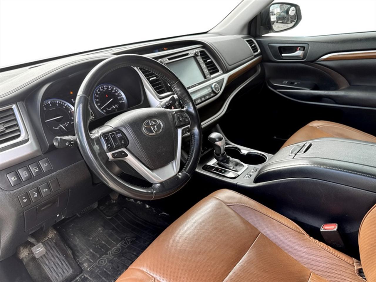 2018 Toyota Highlander LIMITED AWD Photo
