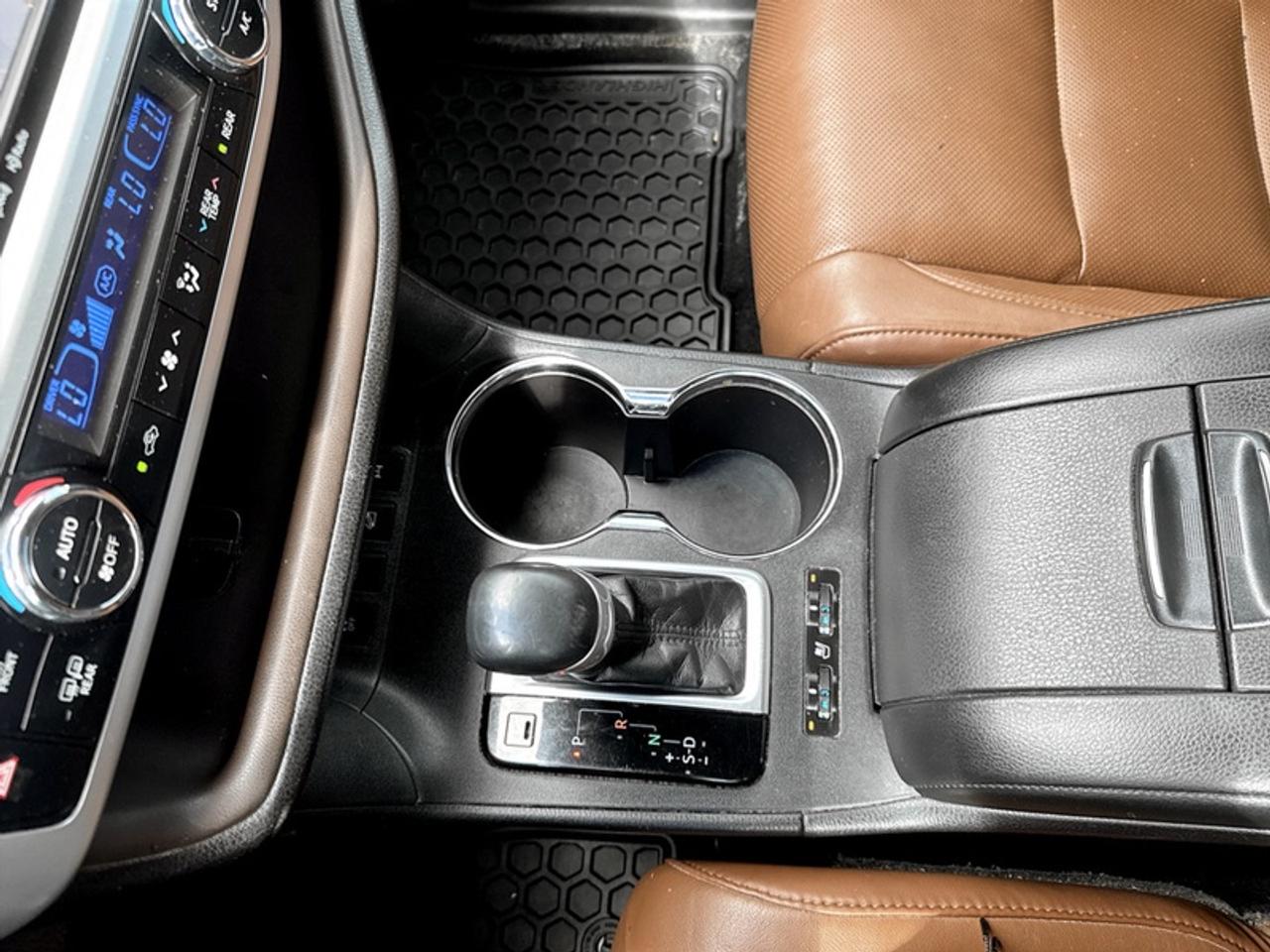 2018 Toyota Highlander LIMITED AWD Photo