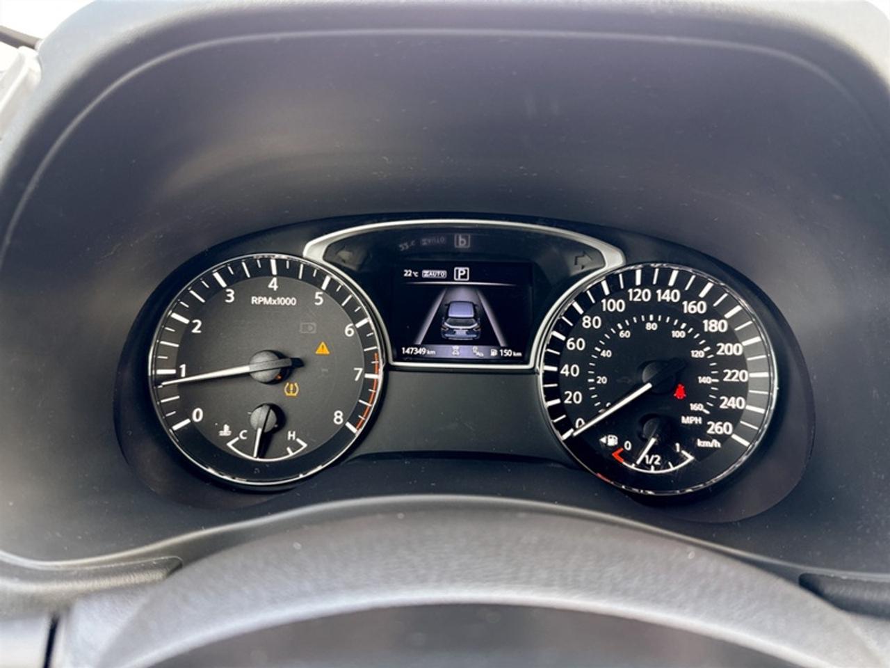 2020 Nissan Pathfinder SL  **CLEAN CARFAX** Photo