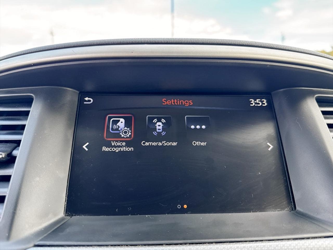 2020 Nissan Pathfinder SL  **CLEAN CARFAX** Photo