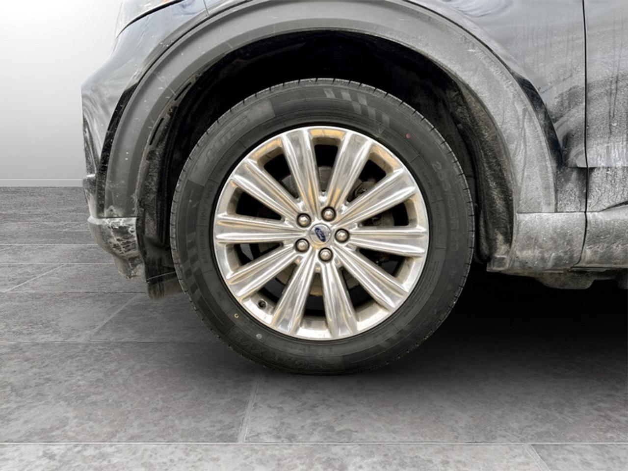 2021 Ford Explorer LIMITED Photo