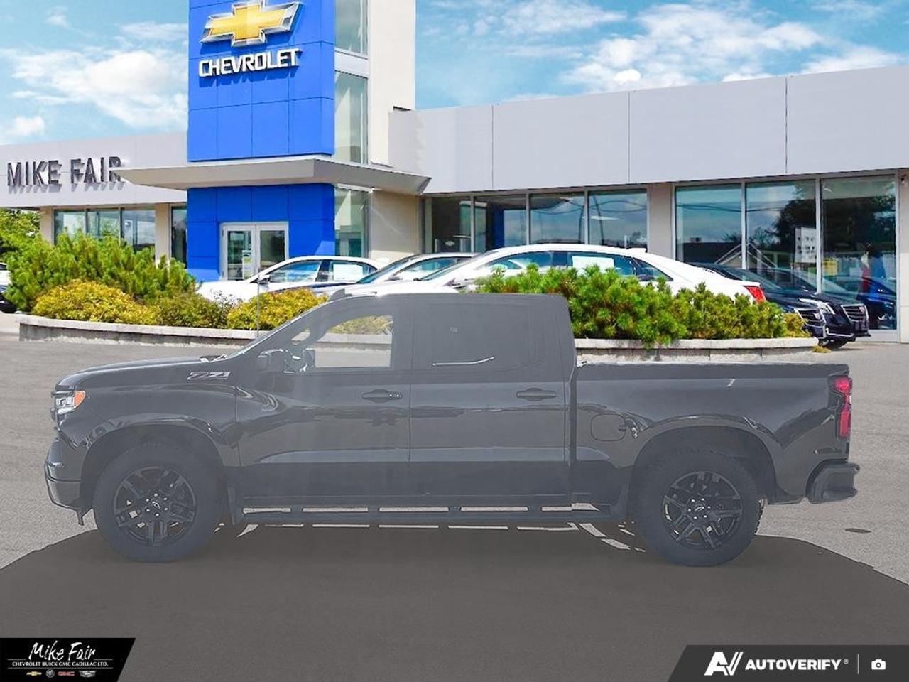 2022 Chevrolet Silverado 1500 Crew Cab Short Box 4-Wheel Drive RST Photo2
