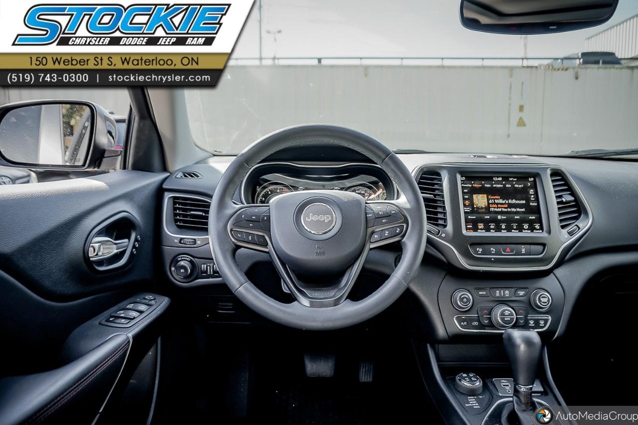 2023 Jeep Cherokee Trailhawk 4X4 Photo