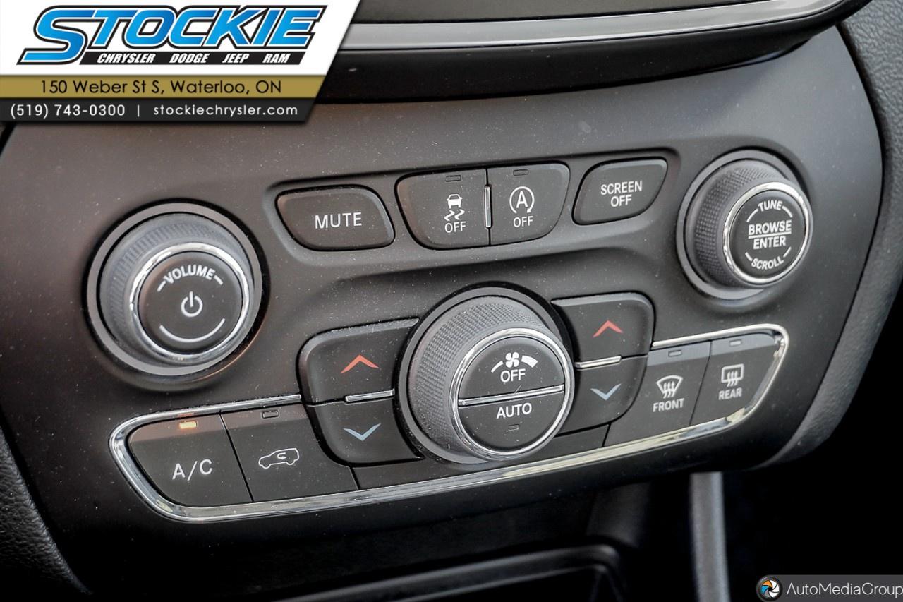 2023 Jeep Cherokee Trailhawk 4X4 Photo