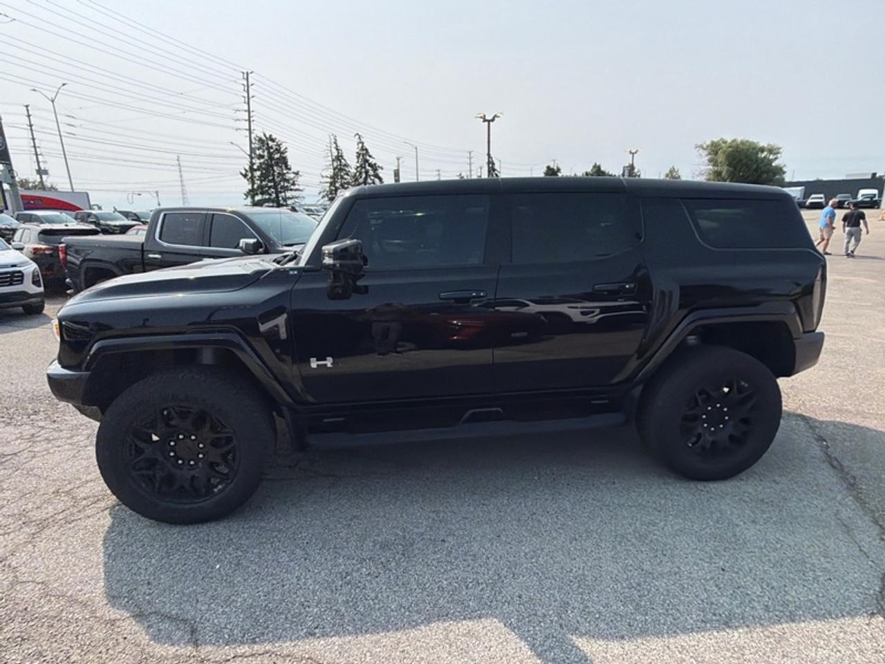 2024 GMC HUMMER EV SUV 2X Photo