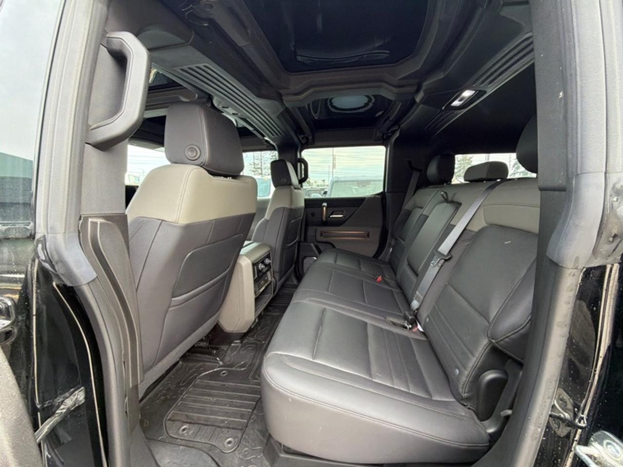 2024 GMC HUMMER EV SUV 2X Photo