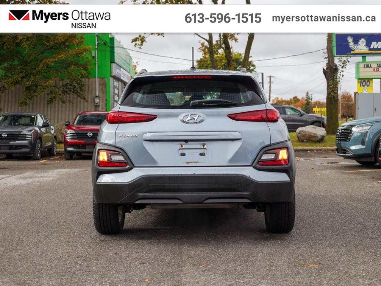 2019 Hyundai KONA 2.0L Preferred FWD w/Two-Tone Roof Photo2