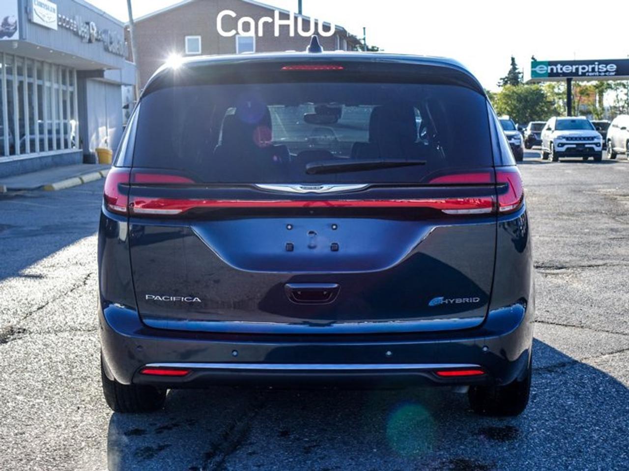 2025 Chrysler Pacifica Plug-In Hybrid 3.6L Pentastar V6 Plug-In Hybrid | Adaptive Cruise Control | Heated Seats | Heated Steering Wheel Photo