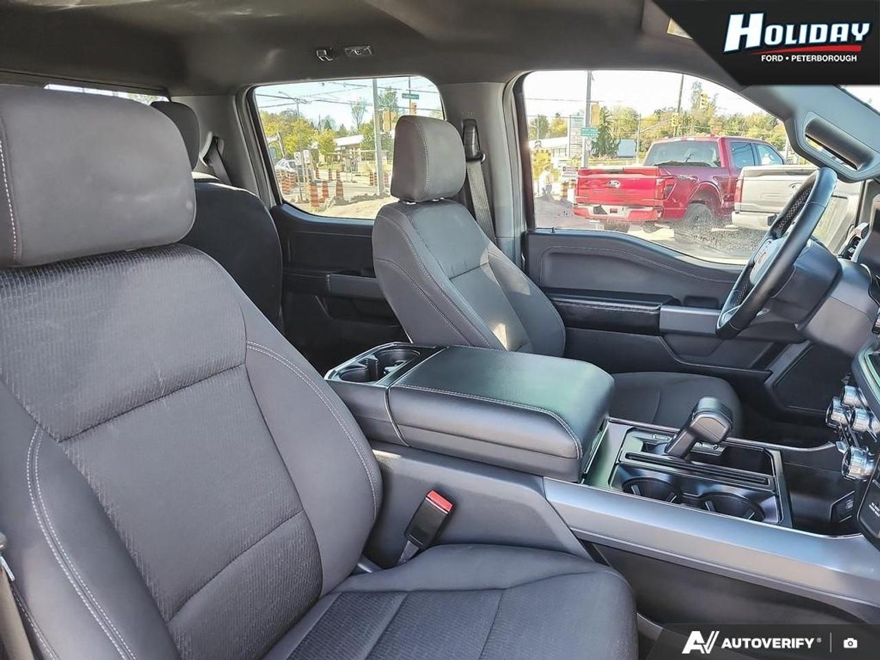 2025 Ford F-150 XLT Photo