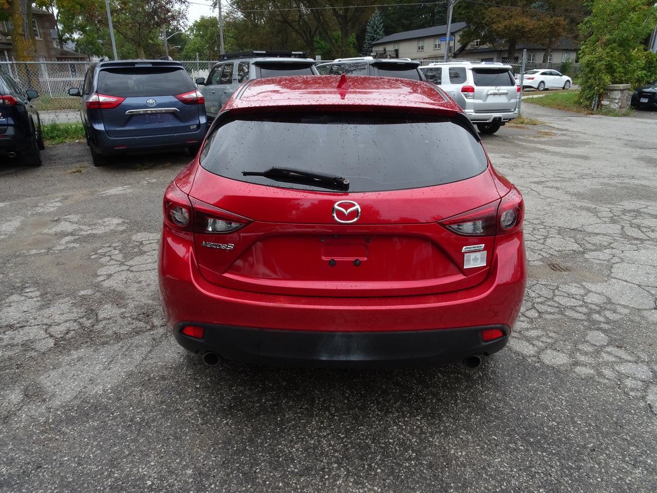 2015 Mazda MAZDA3 GT Photo