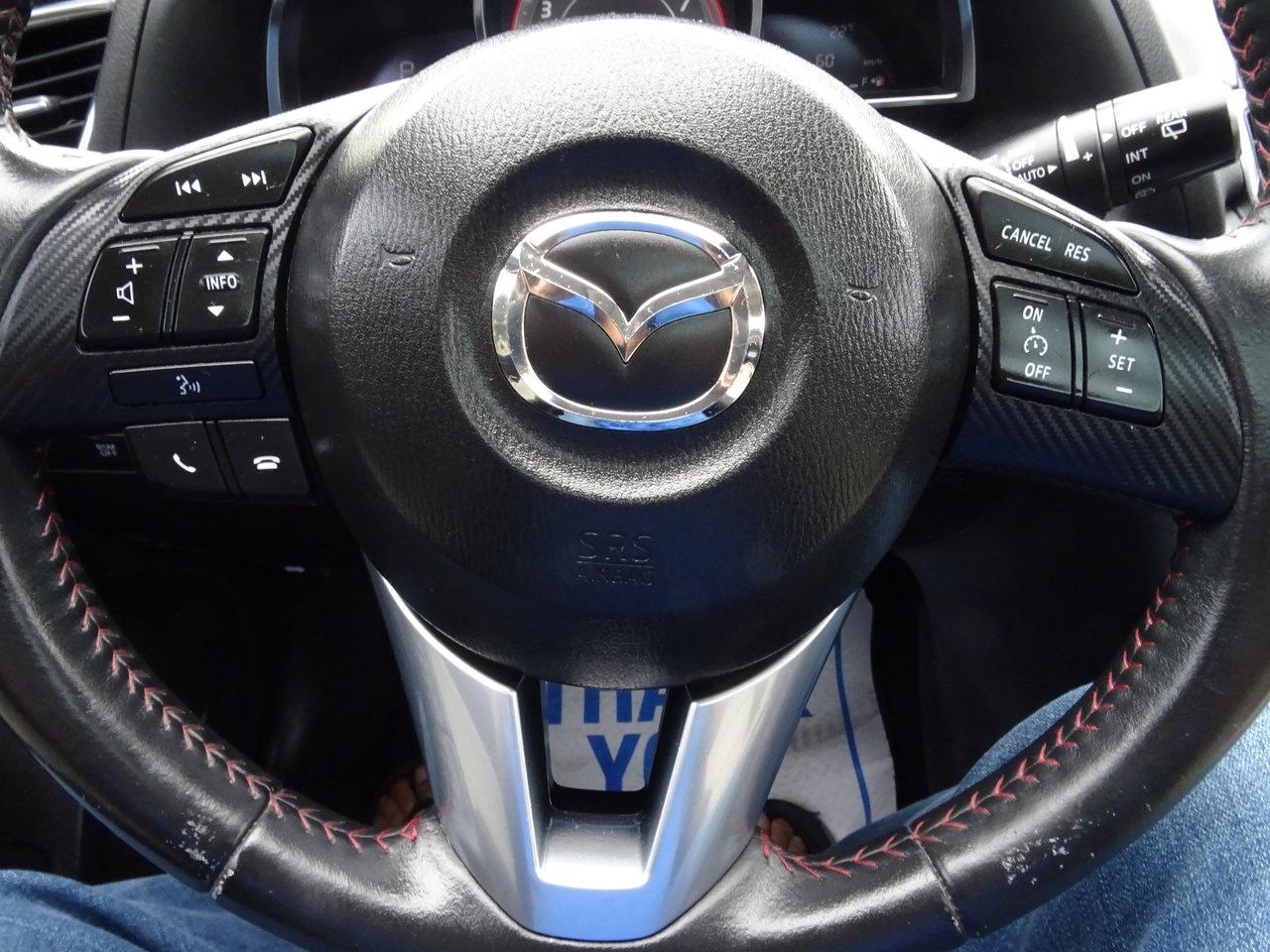 2015 Mazda MAZDA3 GT Photo