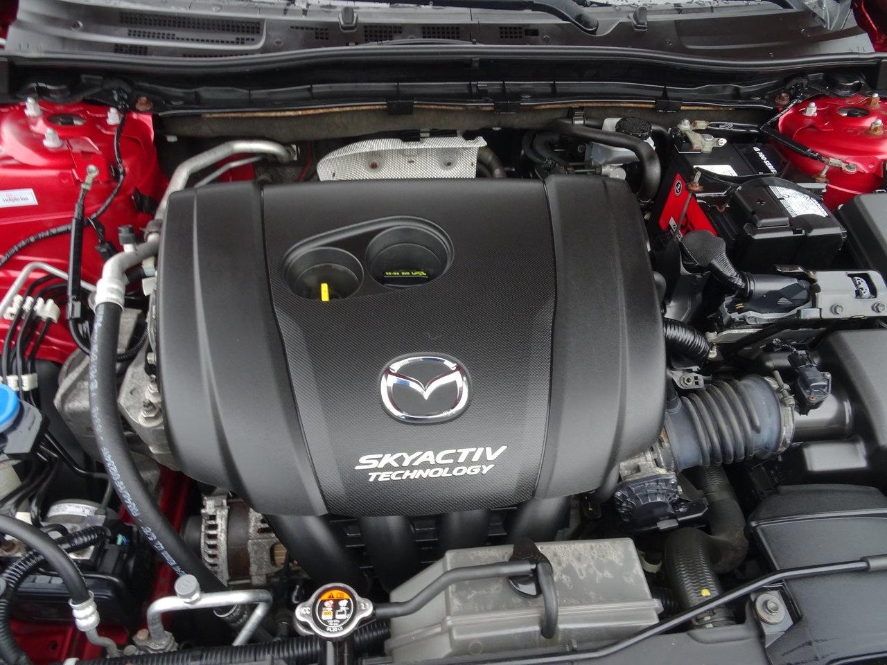 2015 Mazda MAZDA3 GT Photo
