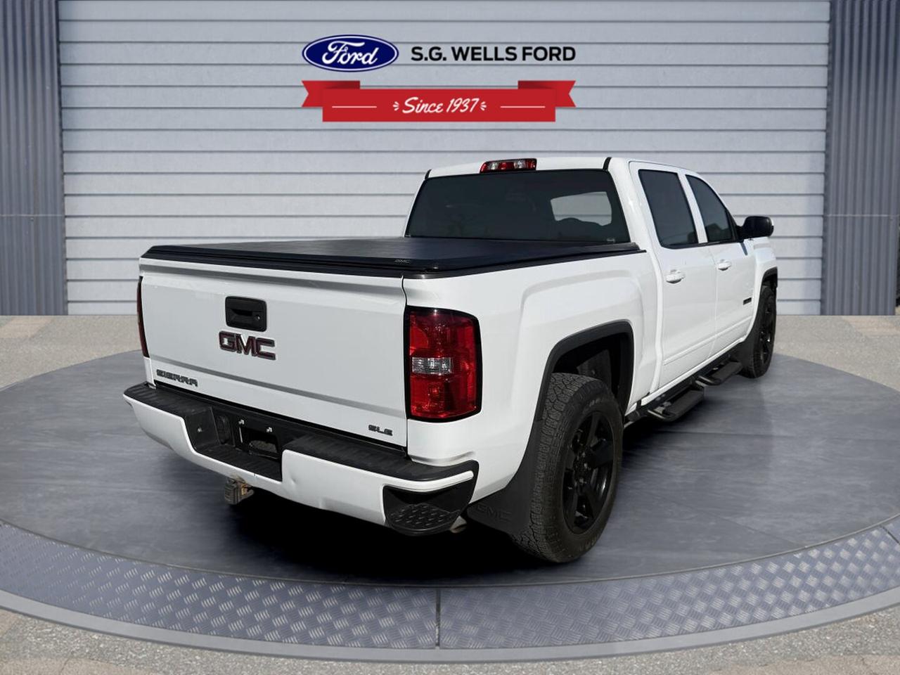 2017 GMC Sierra 1500 SLE Photo