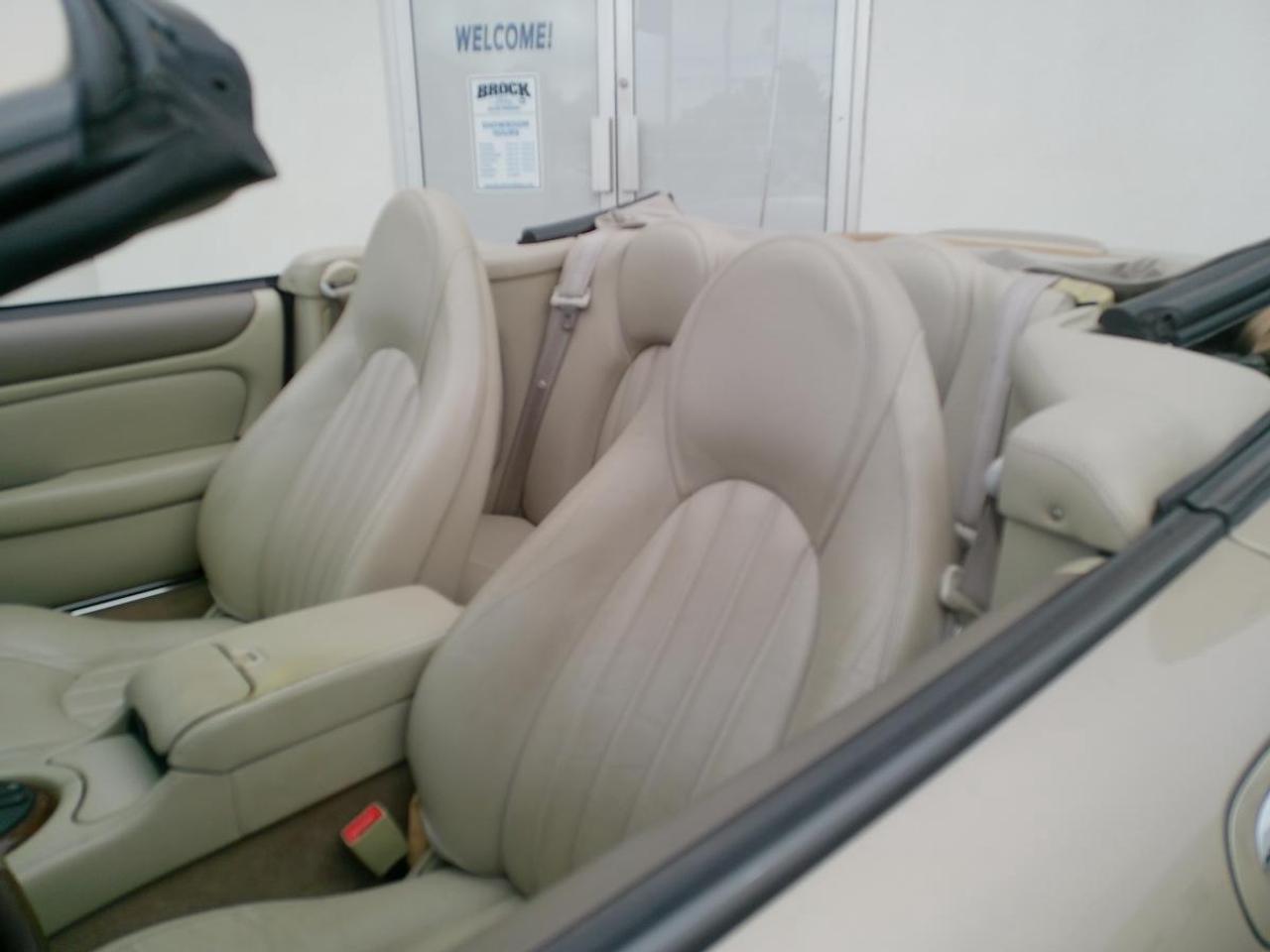1999 Jaguar XK XK8 Photo
