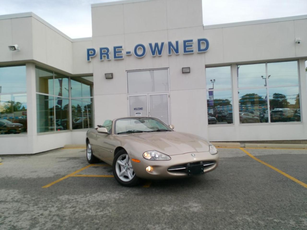 1999 Jaguar XK XK8 Photo