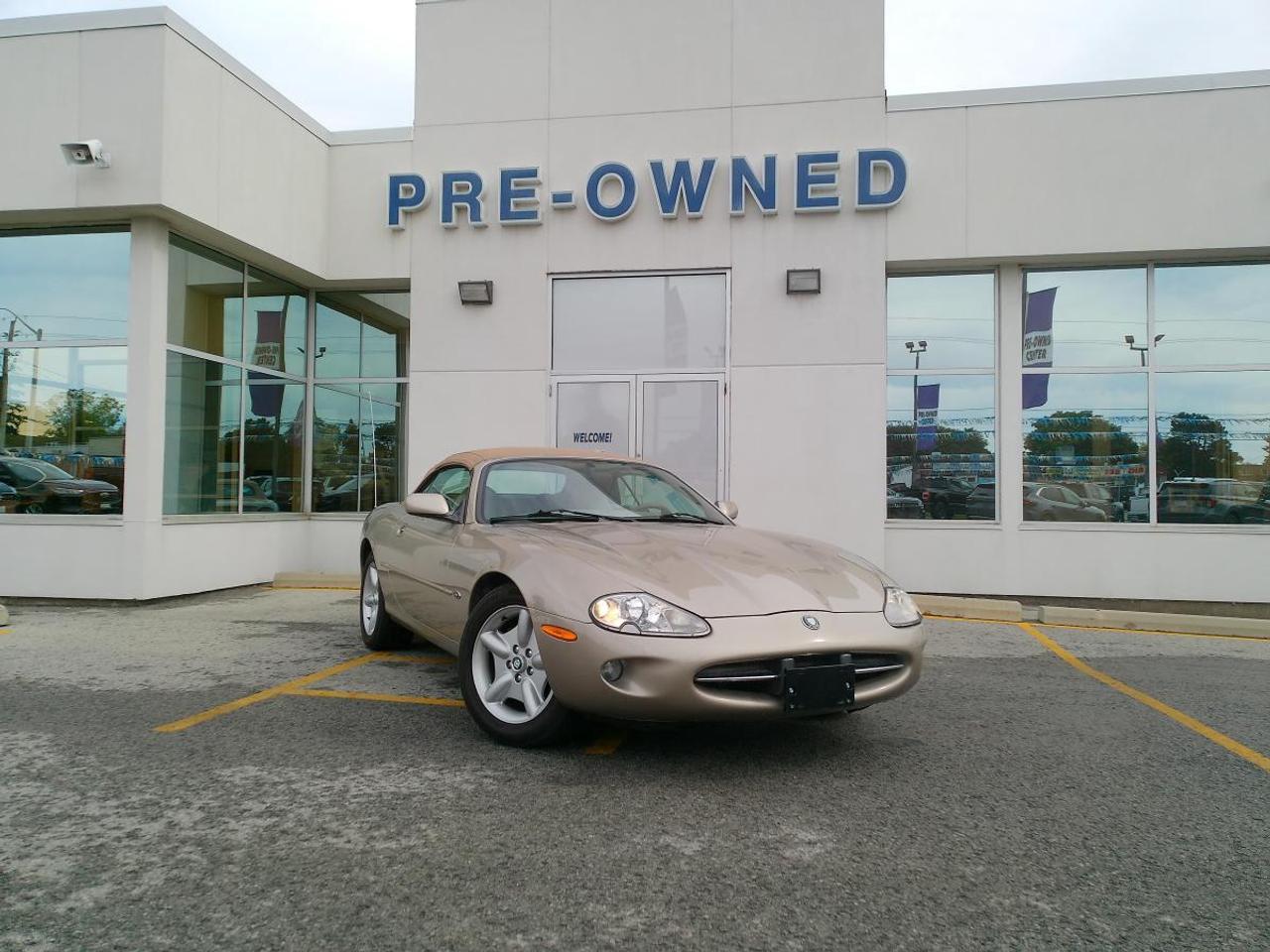 1999 Jaguar XK XK8 Photo
