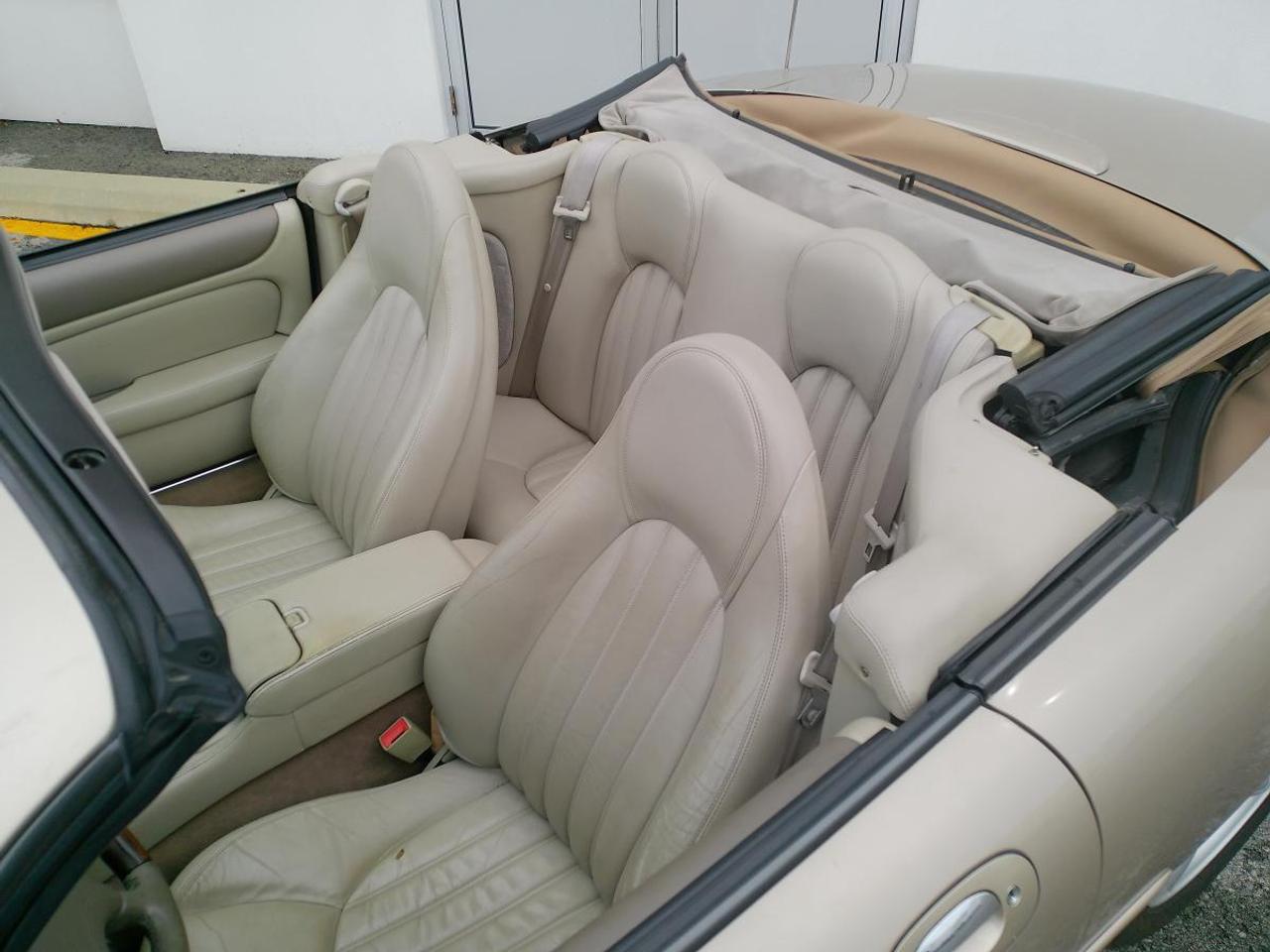1999 Jaguar XK XK8 Photo