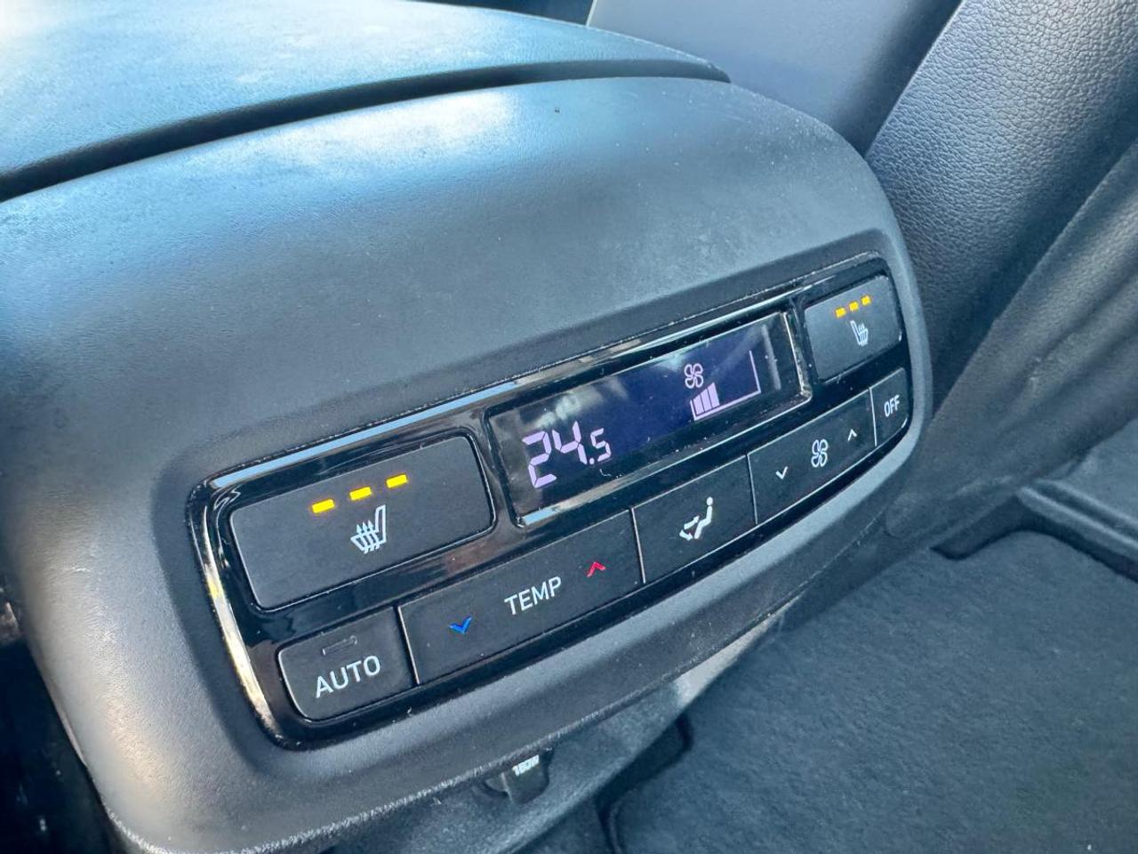 2024 Hyundai PALISADE Urban 8-Passenger AWD Photo