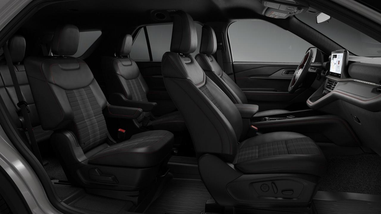 2027 Ford Explorer ST-Line Photo3