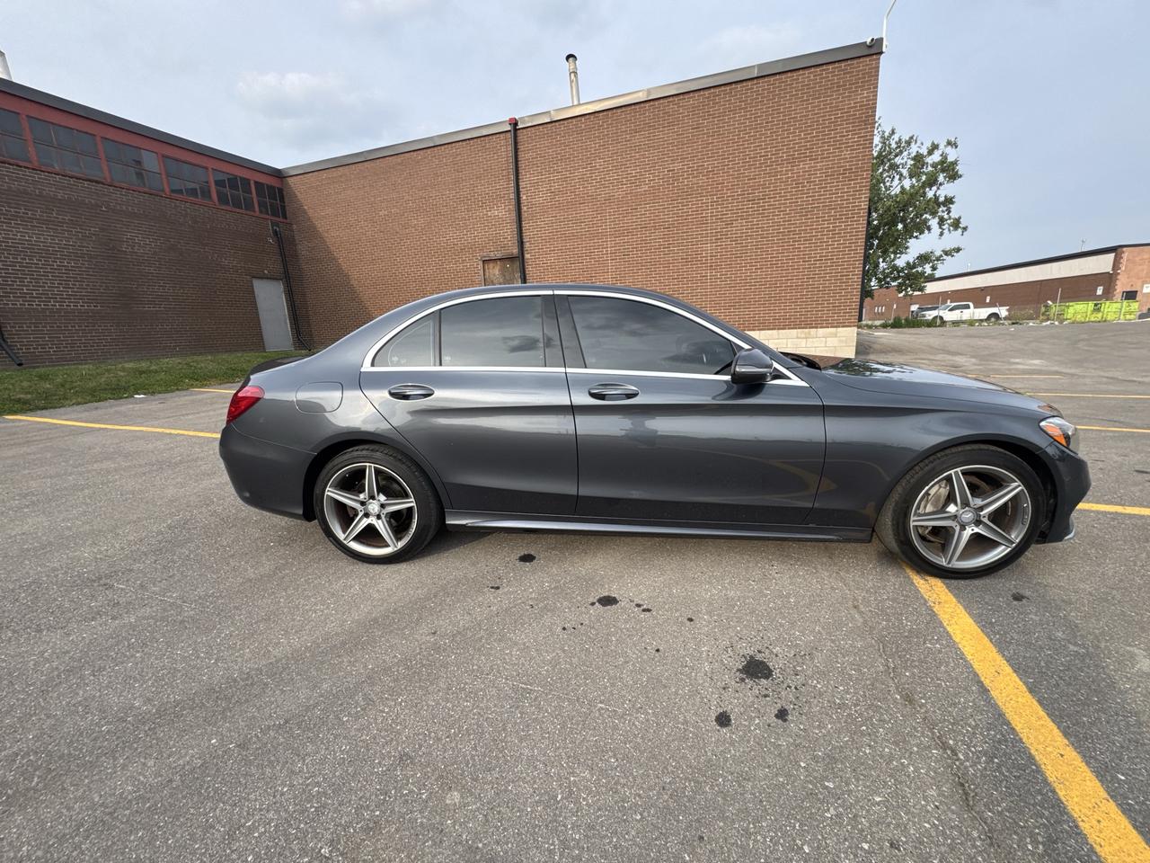 2016 Mercedes-Benz C-Class C 300 Photo