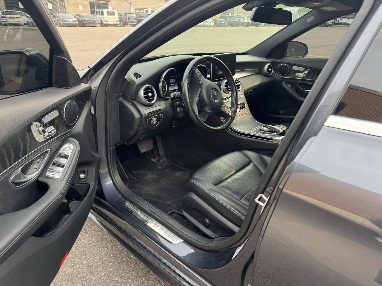 2016 Mercedes-Benz C-Class C 300 Photo