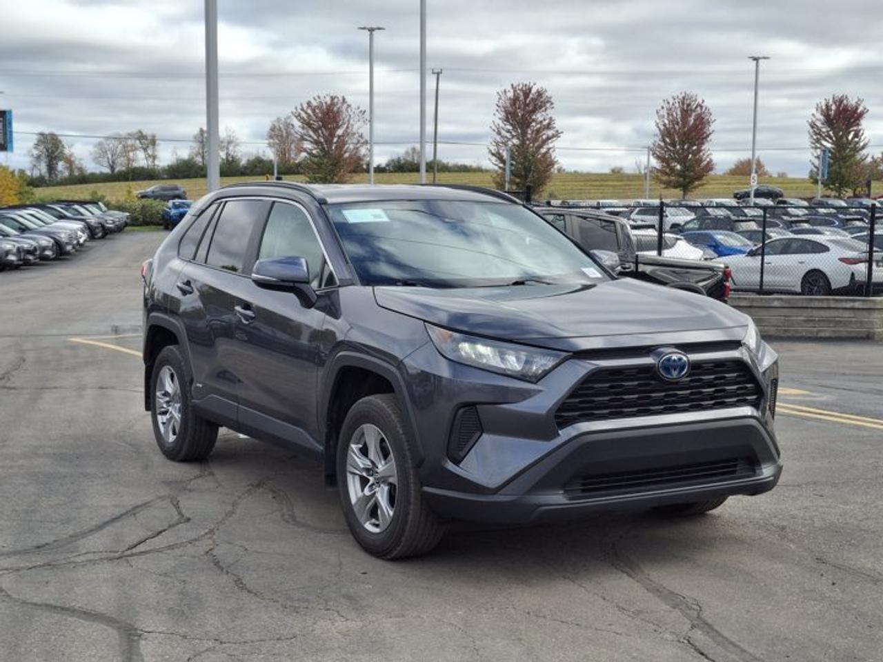 2023 Toyota RAV4 Hybrid LE AWD | Radar Cruise | Heated Seats | CarPlay + Android | Rear Camera | and More ! Photo
