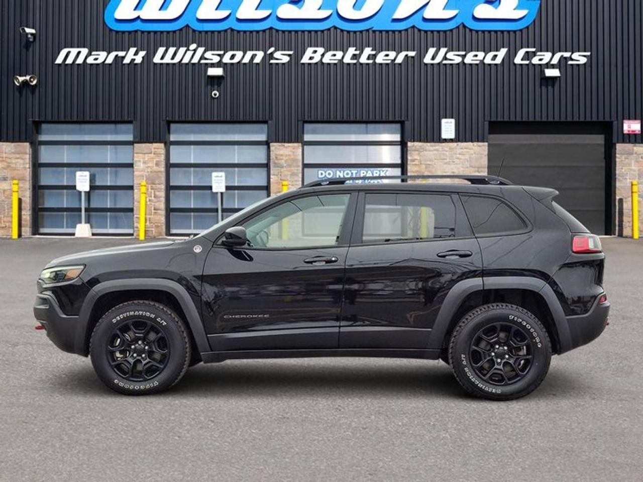 2022 Jeep Cherokee Trailhawk Elite 4x4 | Leather | Panoramic Sunroof | Heated + Cooled Seats | Heated Steering & More ! Photo1